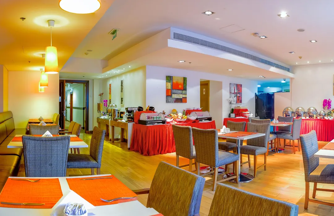 Nojoum Hotel Apartments Llc-1
